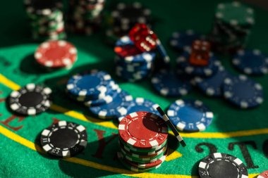 Bet placement interface Caribbean Stud Poker ante and call bet placement on okta138